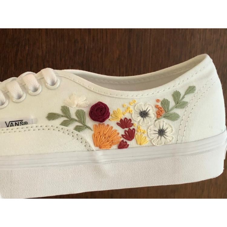 Embroider your wedding bouquet on Vans ,Hand embroidered Vans