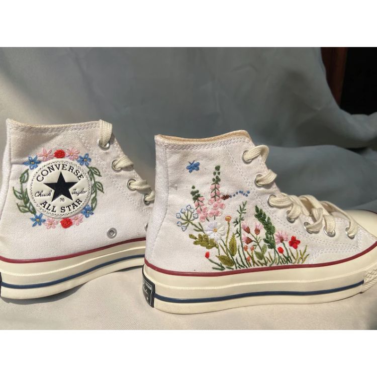 Flowers Embroidery Converse, Embroidery Flowers, Vintage Embroidery