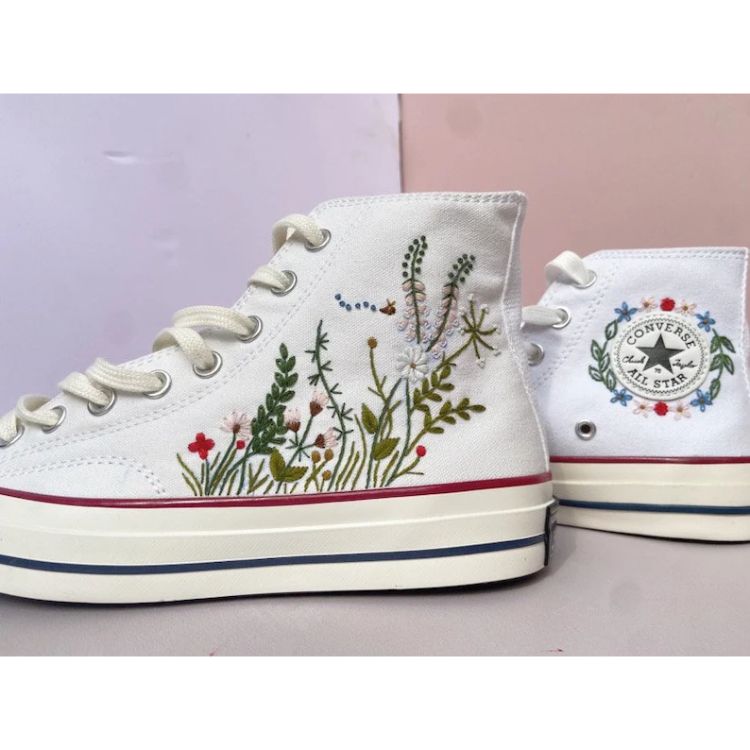 Flowers Embroidery Converse, Embroidery Flowers, Vintage Embroidery