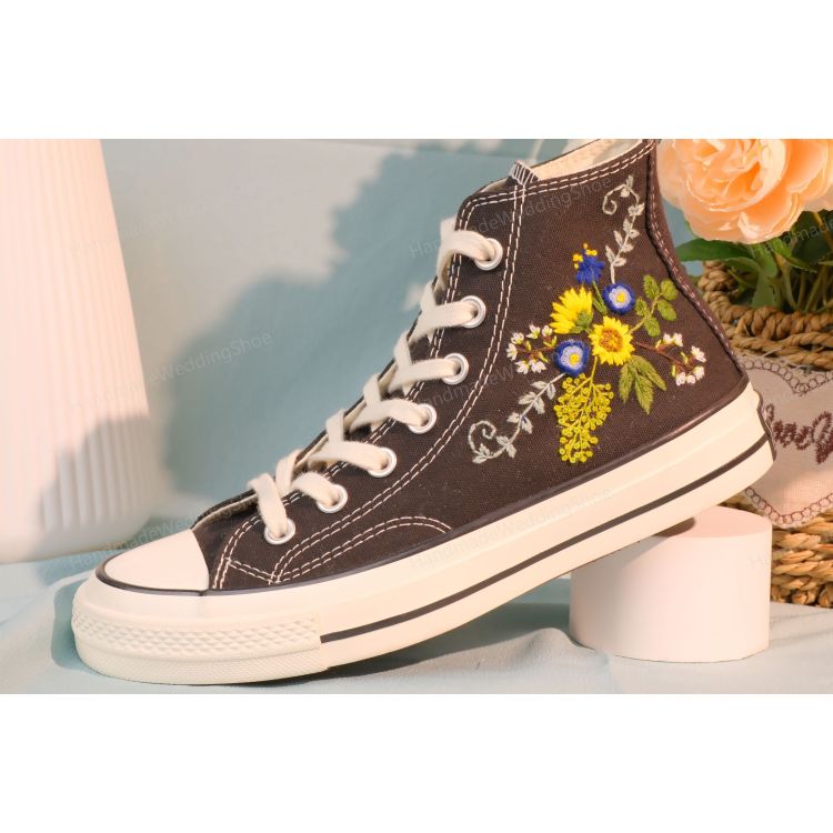 Embroidered Converse, Converse High Tops,Custom Colorful Chrysanthemum