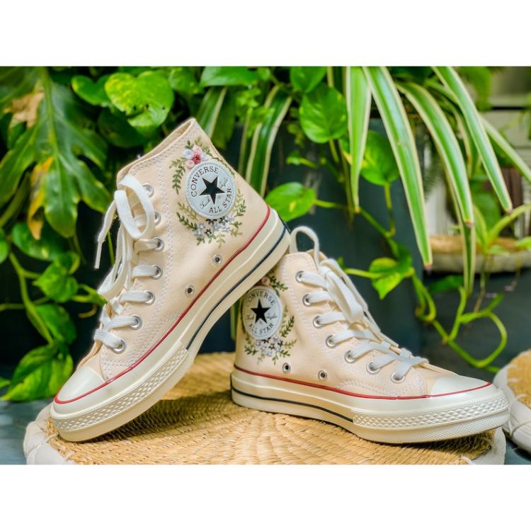 Embroidered Converse, Converse High Tops Bouquet Of Colorful Roses