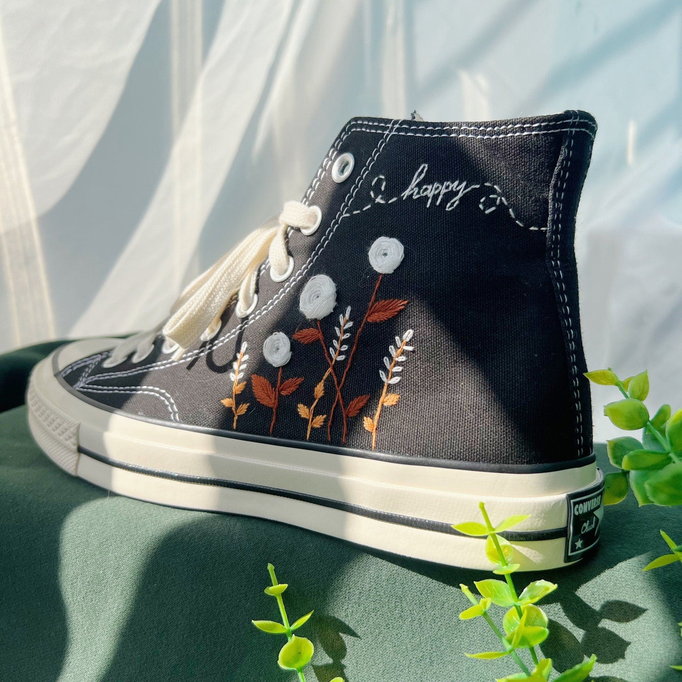 Converse High Tops,Embroidered Shoes,Embroidered White Sweet Rose