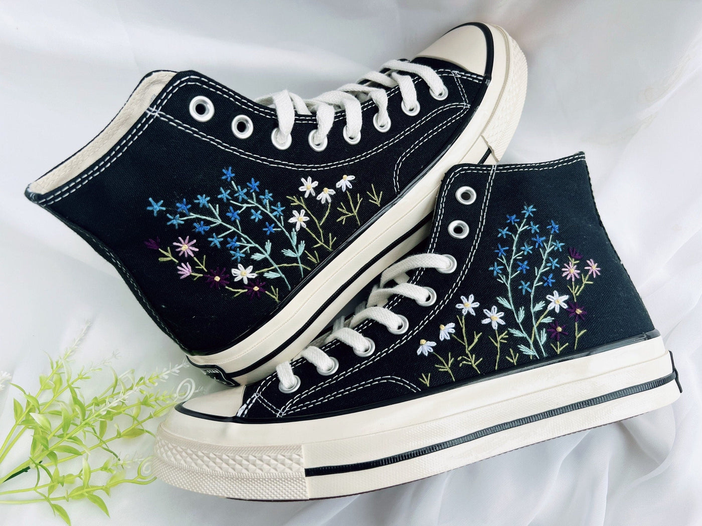 Embroidered Converse,Floral Converse,Converse High Tops,Flower Conver